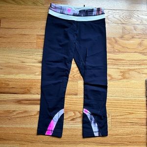 Lululemon size 4 run inspire crop